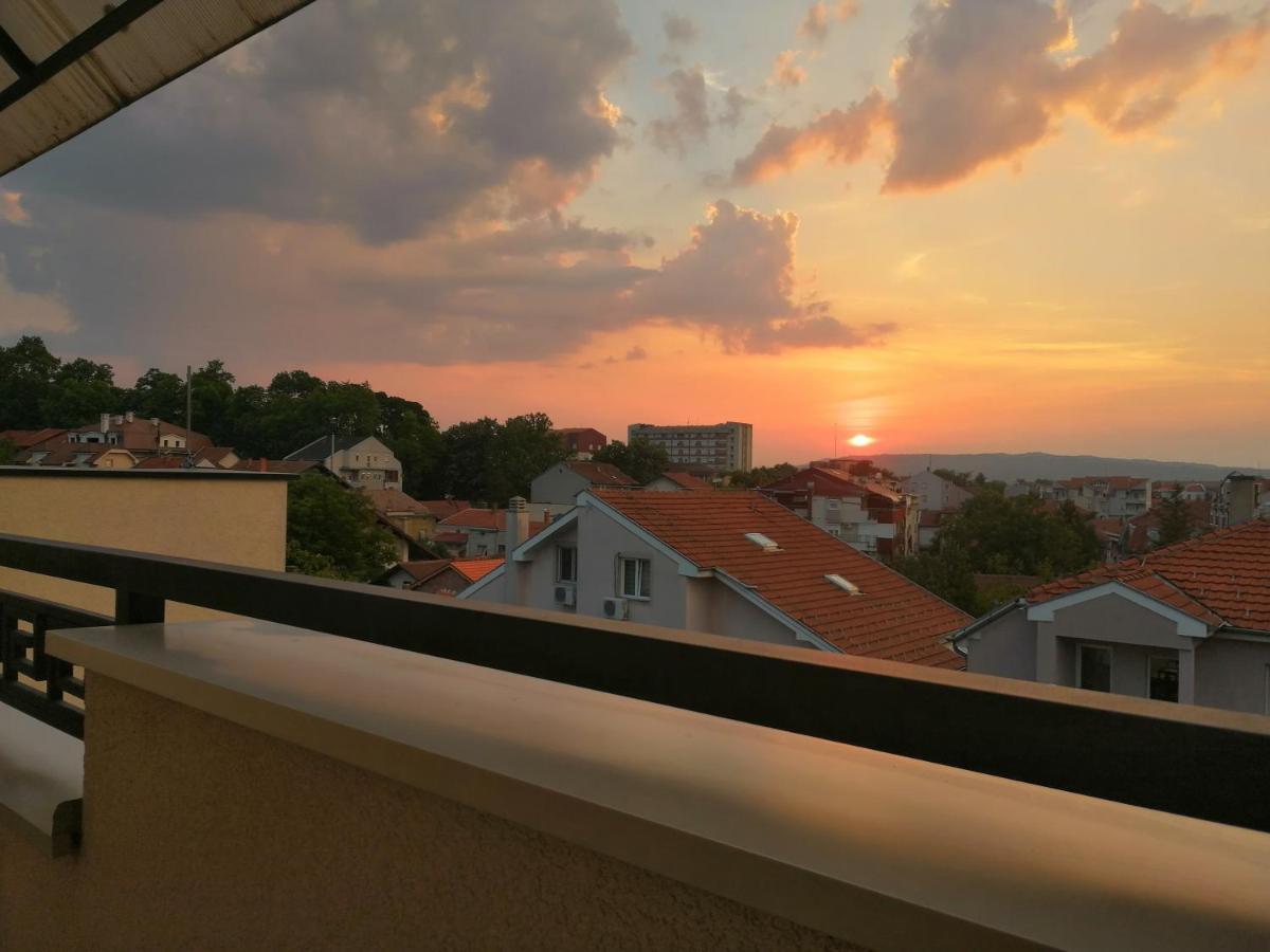 Apartman Mia Centar Kruševac Zewnętrze zdjęcie