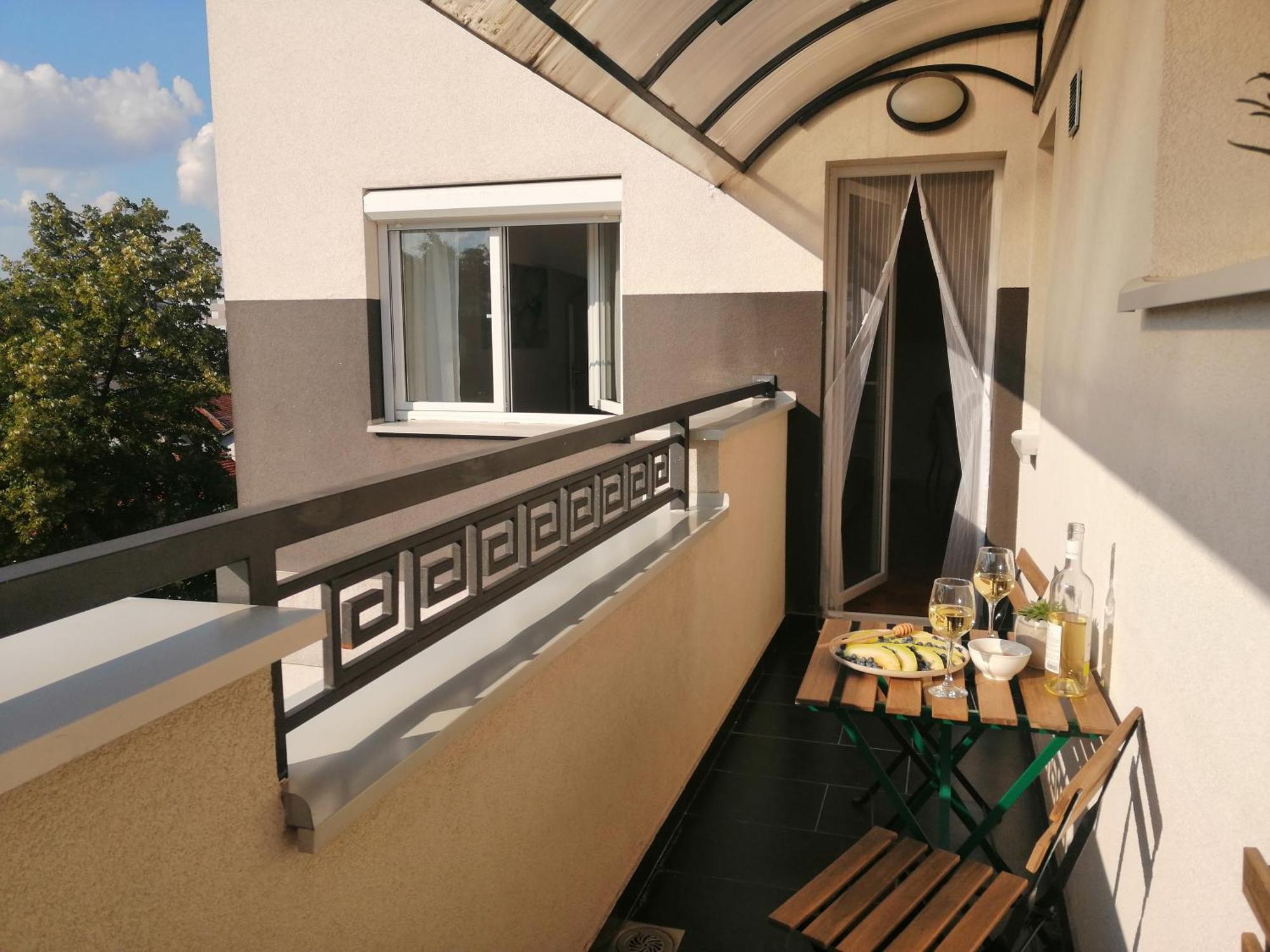 Apartman Mia Centar Kruševac Zewnętrze zdjęcie