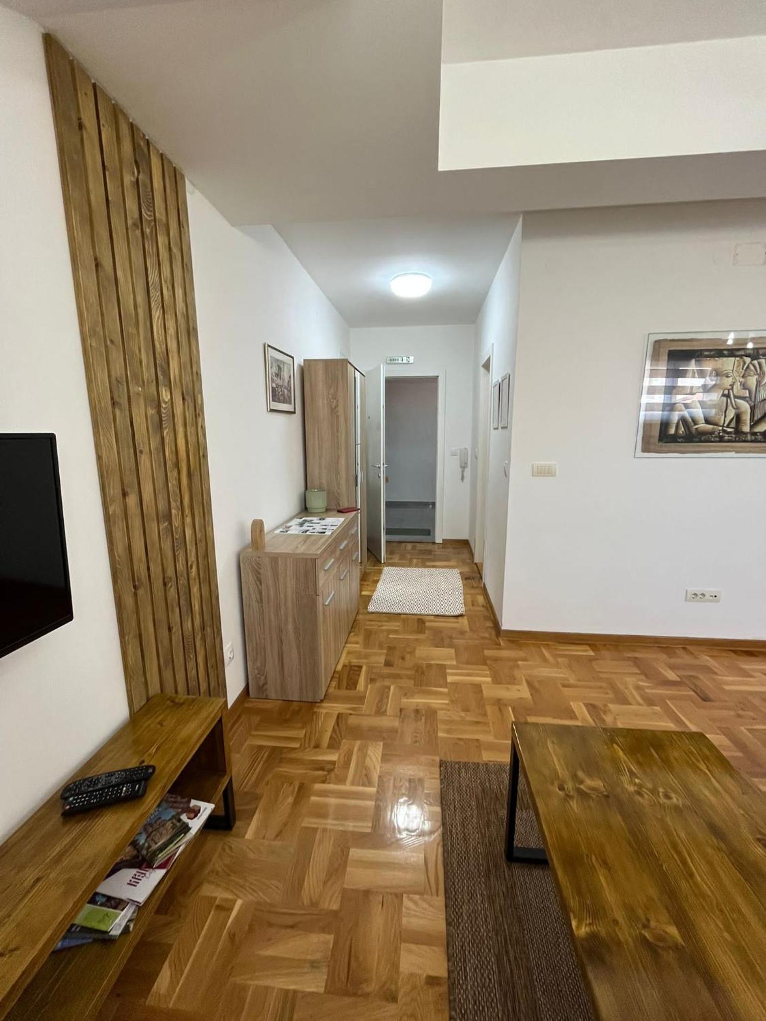 Apartman Mia Centar Kruševac Zewnętrze zdjęcie