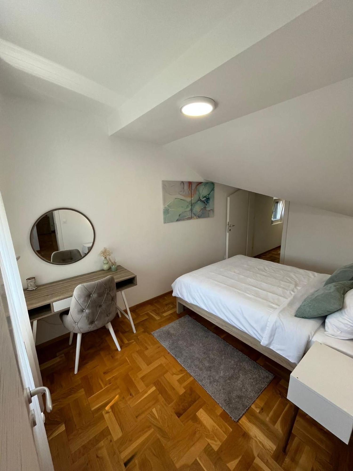 Apartman Mia Centar Kruševac Zewnętrze zdjęcie